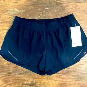 Lululemon Hotty Hot LR Short 4” Lined size 14 True Navy